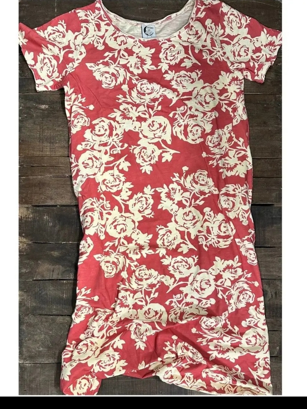 JG6 Weekend Wander Bed Of Roses Dress Floral Short Sleeve Dress